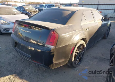 2017 Chrysler 300 300S Alloy Edition z USA, uszkodzony, nr VIN 2C3CCABGXHH661602